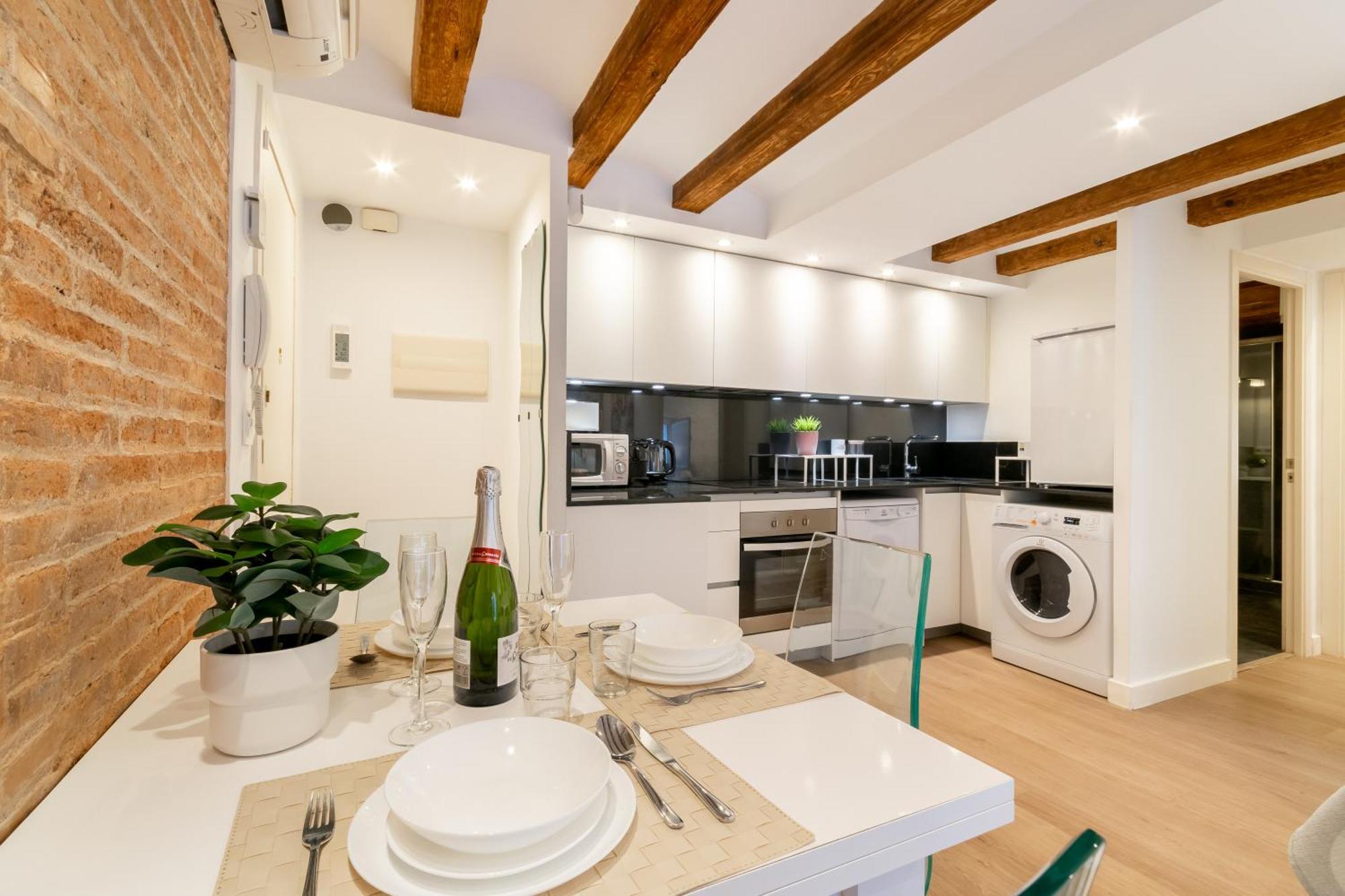 Apartment Diagonal Mar: Bonito Y Centrico Barcelona